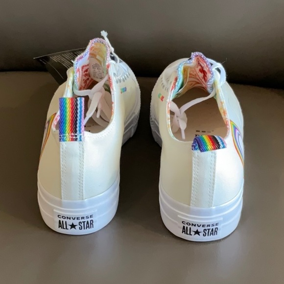 Converse Chuck Taylor All Star Lift Platform Low 'Pride' - Picture 7 of 11